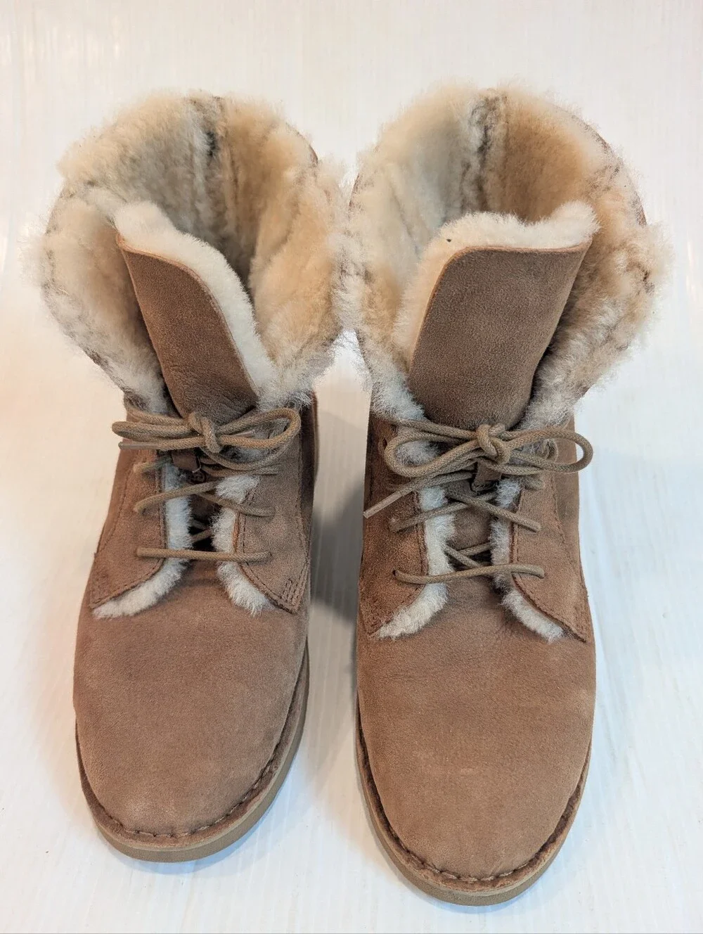 UGG quincy suede